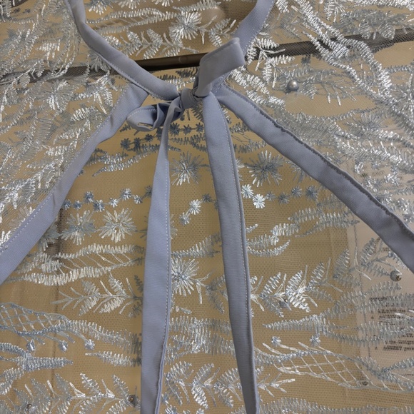 Beaded Blue Lace short Cloak - Picture 3 of 3